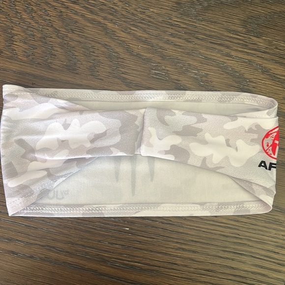 JUNK brand artic white camo headband - Picture 6 of 8